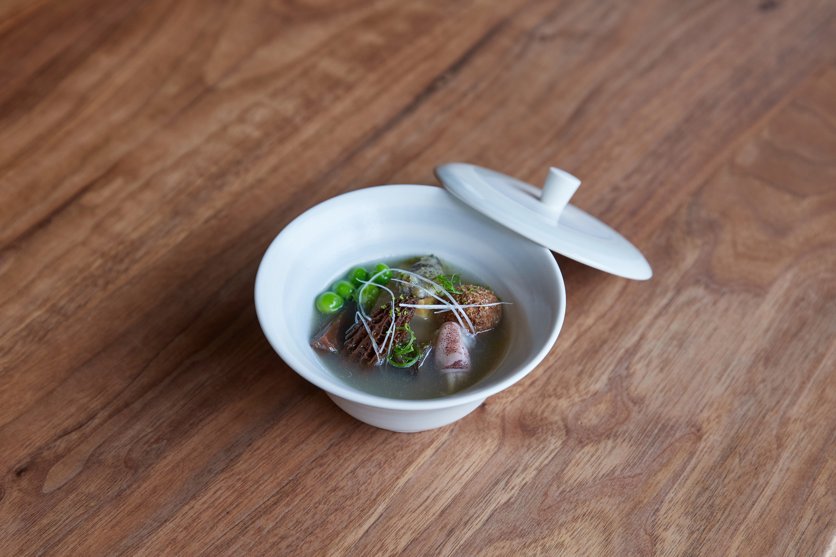 經典料理「Mingling Pot 」是一道結合現代創意的韓食新風。
