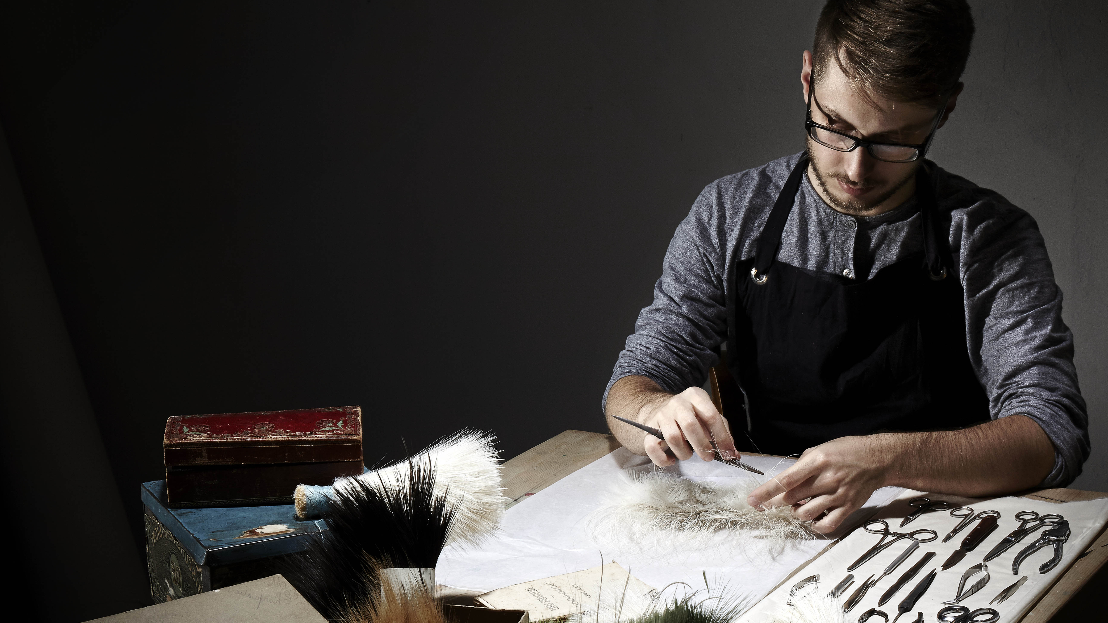 羽毛工藝賦予當代藝術翅膀